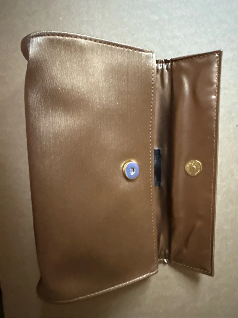 Estee Lauder Gold Cosmetic Bag 8